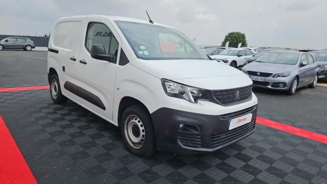 Peugeot Partner image 2