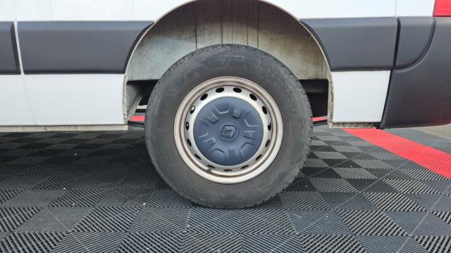 Renault Master image 1