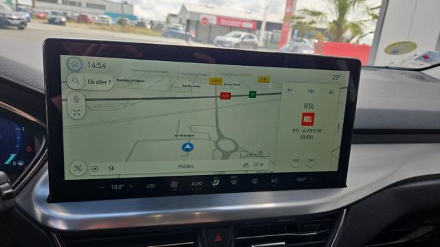 Ford Focus image 6