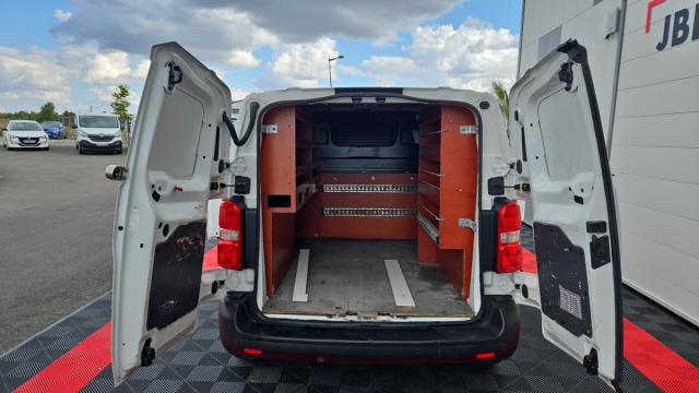 Citroen Jumpy image 3