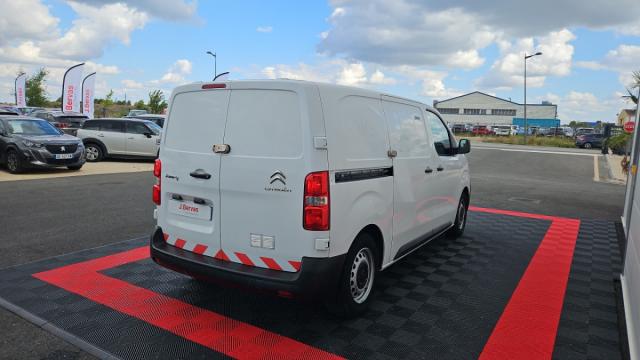 Citroen Jumpy image 2