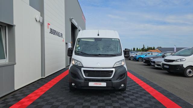 Peugeot Boxer image 8