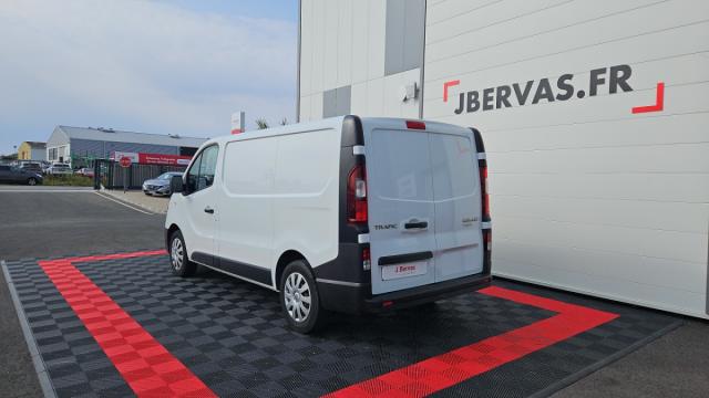 Renault Trafic image 1