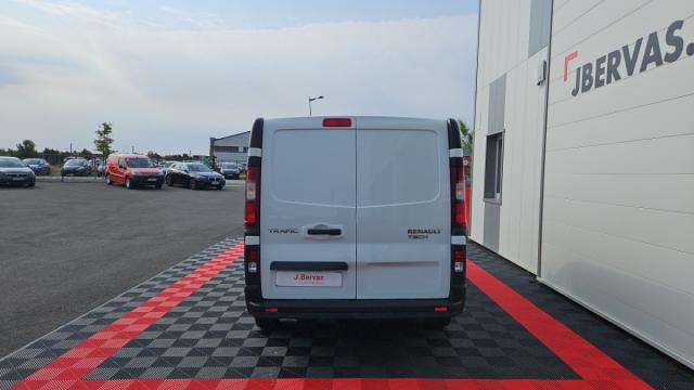 Renault Trafic image 2