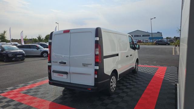 Renault Trafic image 7