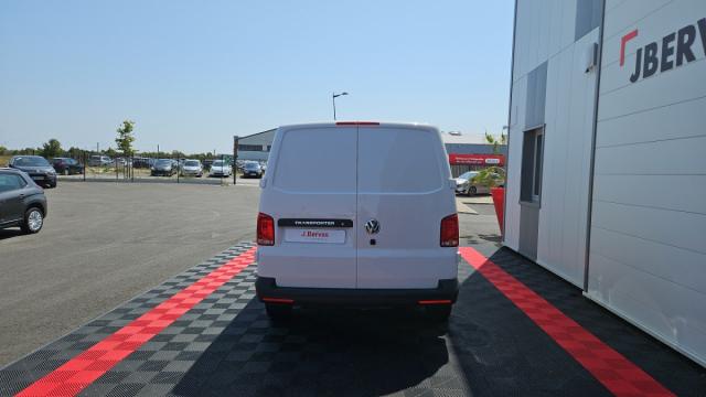Volkswagen Transporter image 6