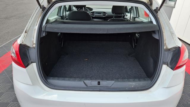 Peugeot 308 image 3