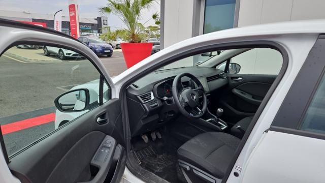 Renault Clio image 9