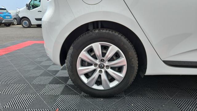 Renault Clio image 6