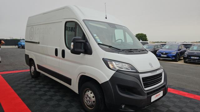 Peugeot Boxer image 8