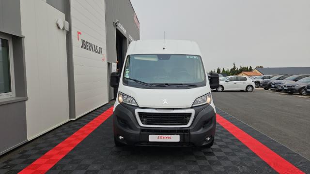 Peugeot Boxer image 3