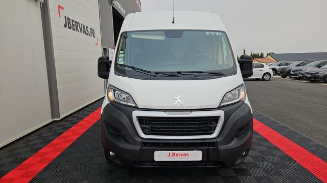 Peugeot Boxer image 2