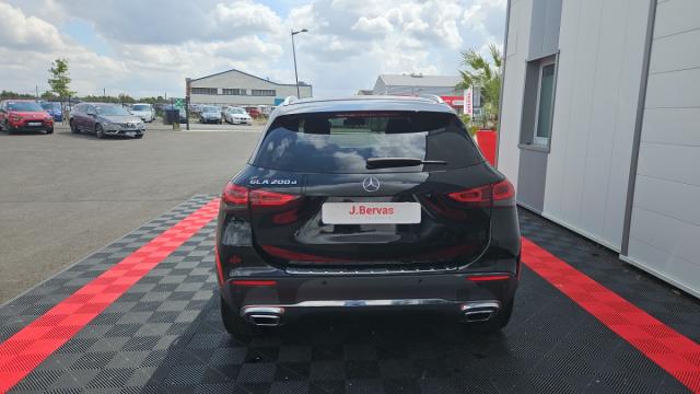 Mercedes Benz Gla image 7