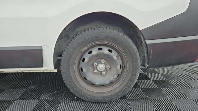 Renault Trafic image 1