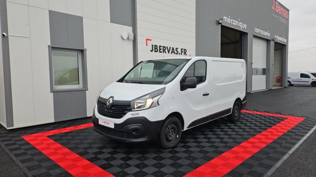 Renault Trafic image 2