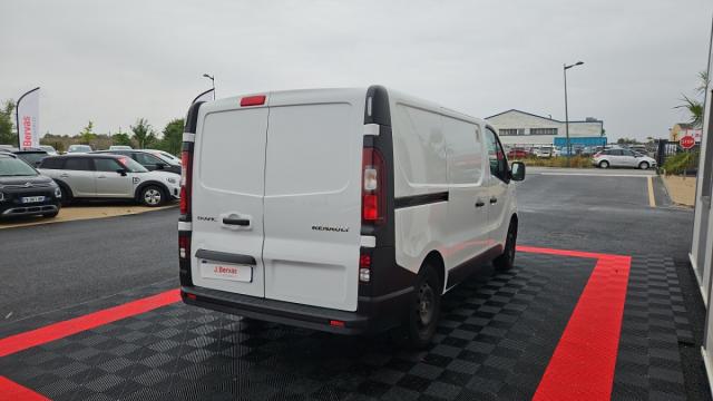 Renault Trafic image 4