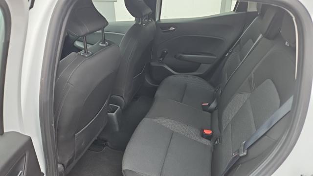 Renault Clio image 2