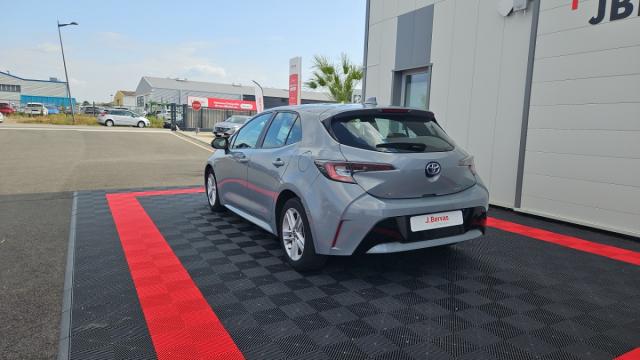 Toyota Corolla image 5