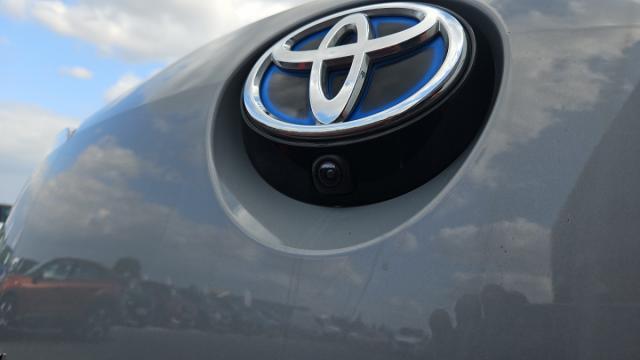 Toyota Corolla image 9