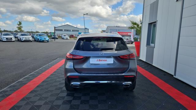Mercedes Benz Gla image 2