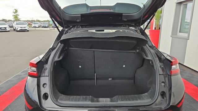 Nissan Juke image 2