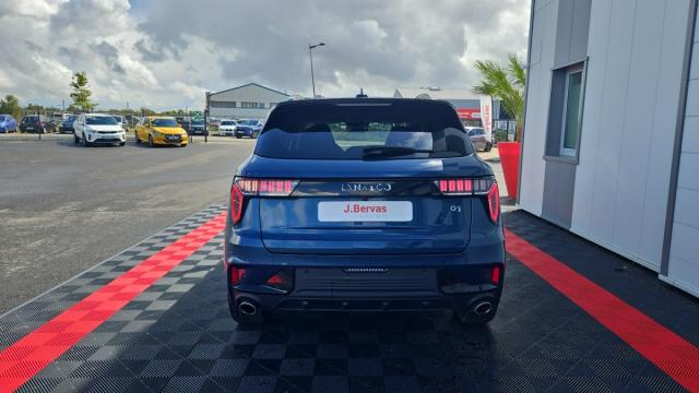 Lynk & Co 01 image 8