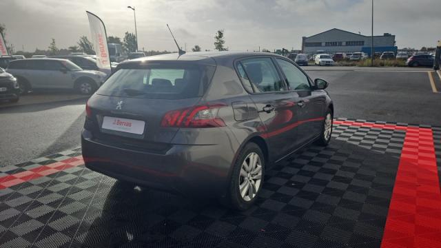 Peugeot 308 image 6