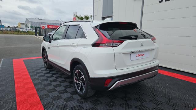 Mitsubishi Eclipse Cross image 8