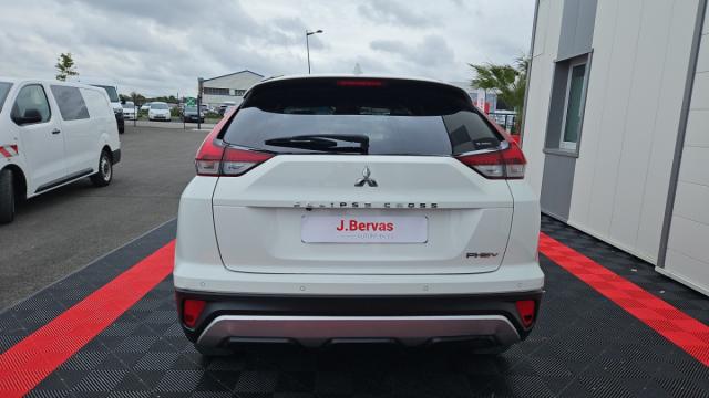 Mitsubishi Eclipse Cross image 4