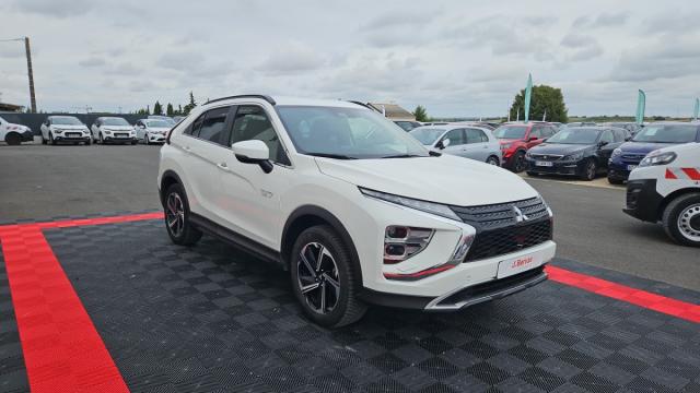 Mitsubishi Eclipse Cross image 3