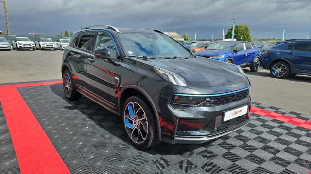 Lynk & Co 01 image 3
