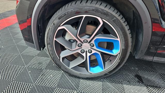 Lynk & Co 01 image 5