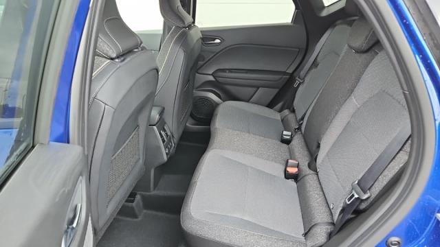 Renault Captur image 9
