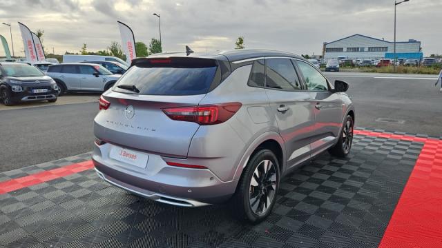 Opel Grandland image 9