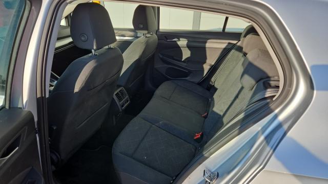 Volkswagen Golf image 1