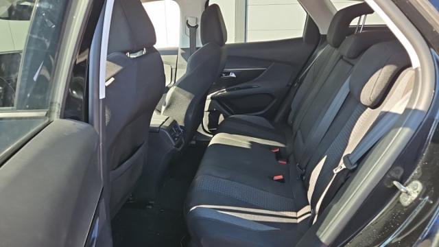 Peugeot 3008 image 9