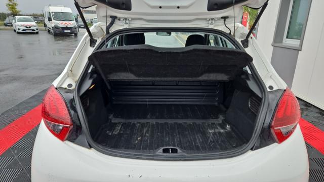 Peugeot 208 Affaire image 4