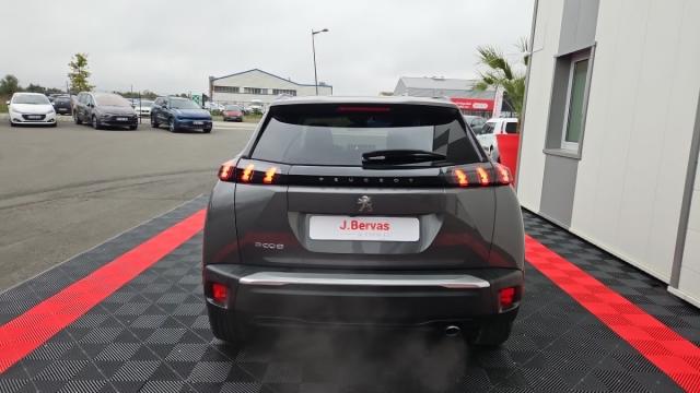 Peugeot 2008 image 6