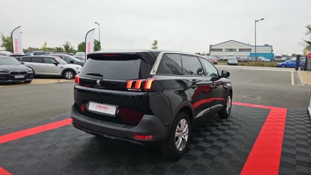 Peugeot 5008 image 6