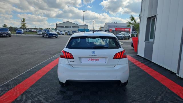 Peugeot 308 image 9