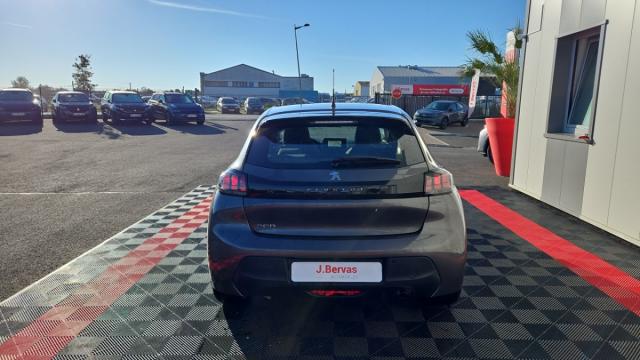 Peugeot 208 image 8