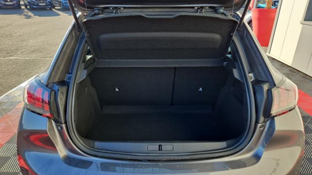 Peugeot 208 image 6