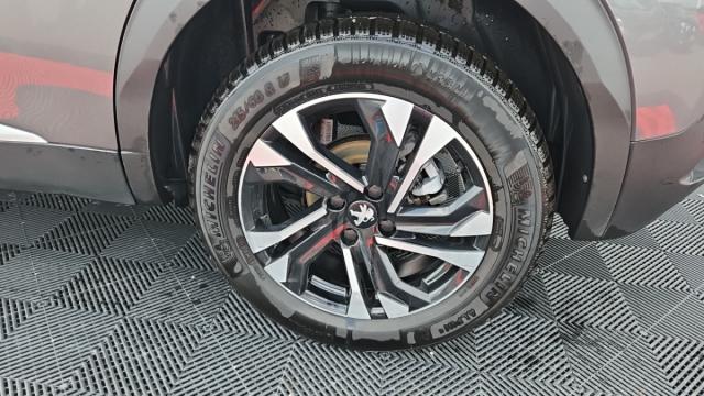 Peugeot 2008 image 4