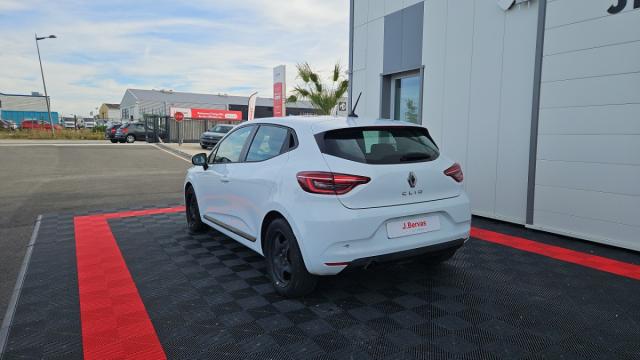Renault Clio image 6