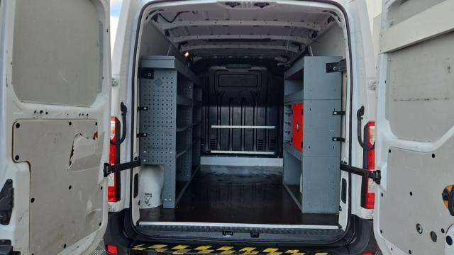 Renault Master image 1