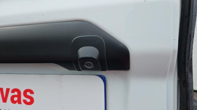 Ford Transit Connect image 4