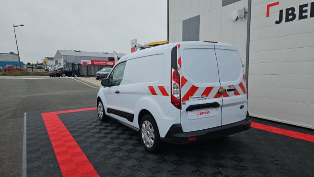 Ford Transit Connect image 8