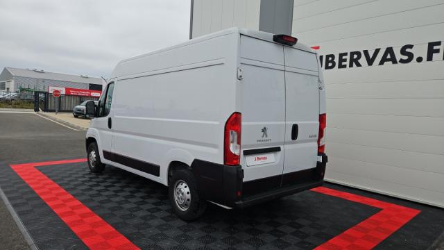 Peugeot Boxer image 1