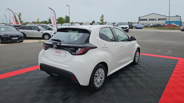 Toyota Yaris image 6