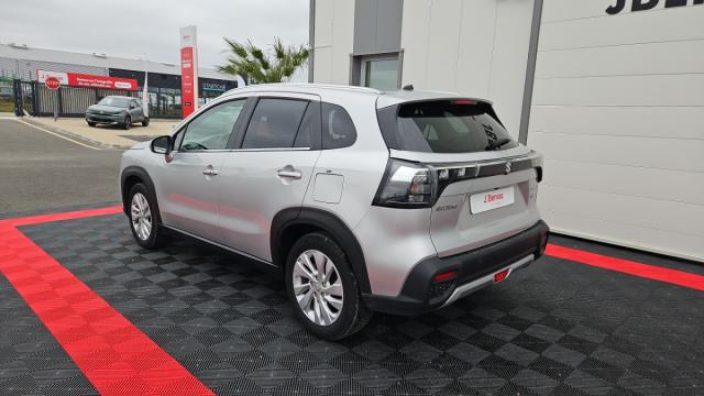 Suzuki S-Cross image 8